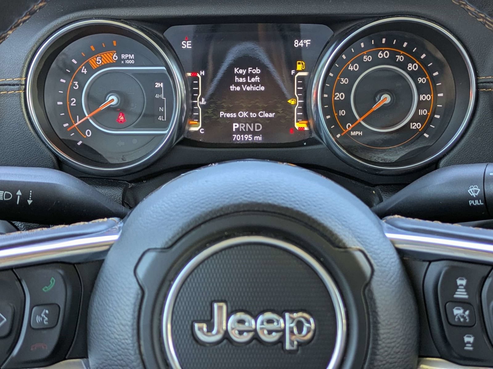 Used 2022 Jeep Gladiator Overland AWD/4WD image 15