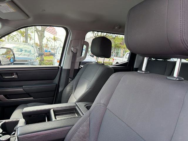 Used 2022 Toyota Tundra SR5 w/ SR5 Convenience Package image 10