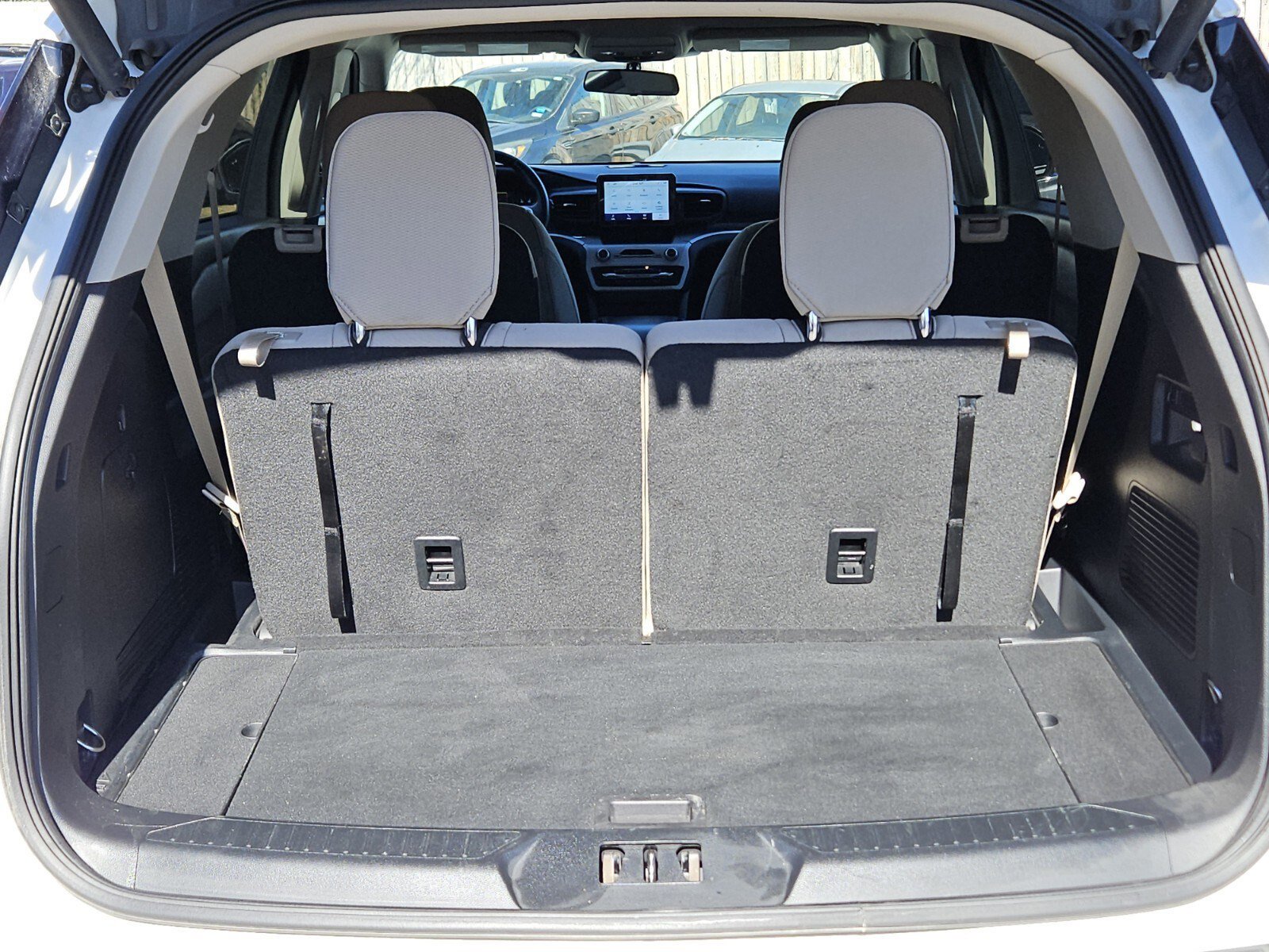 Certified 2023 Ford Explorer XLT image 31