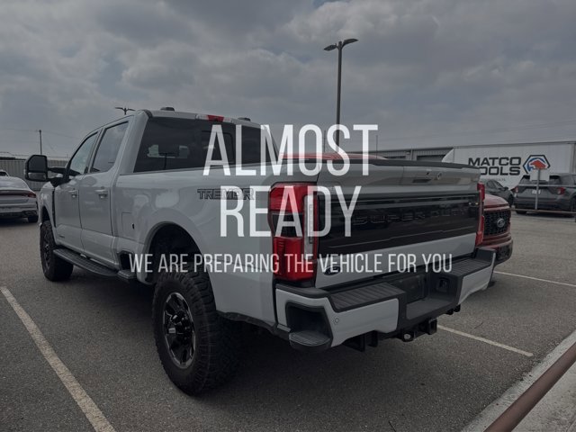 Certified 2025 Ford F250 Platinum w/ Tremor Off-Road Package image 3