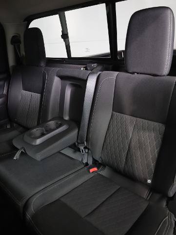 Used 2019 Nissan Titan SV AWD/4WD image 12