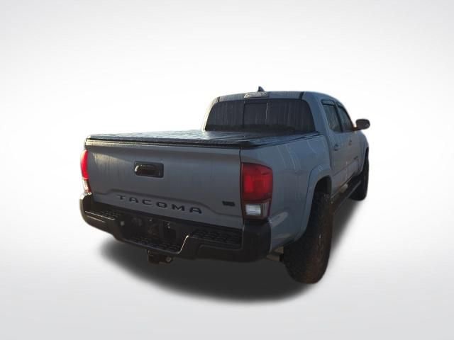 Used 2020 Toyota Tacoma SR5 image 4