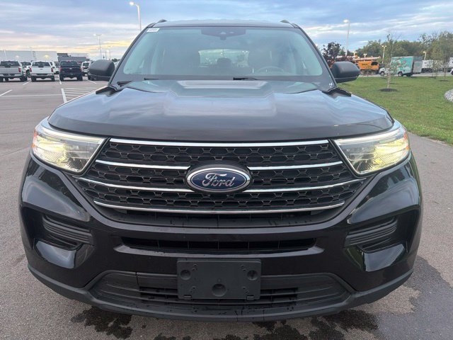 Certified 2023 Ford Explorer XLT AWD/4WD image 3