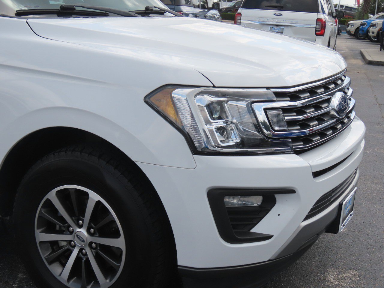 Certified 2020 Ford Expedition XLT RWD image 6