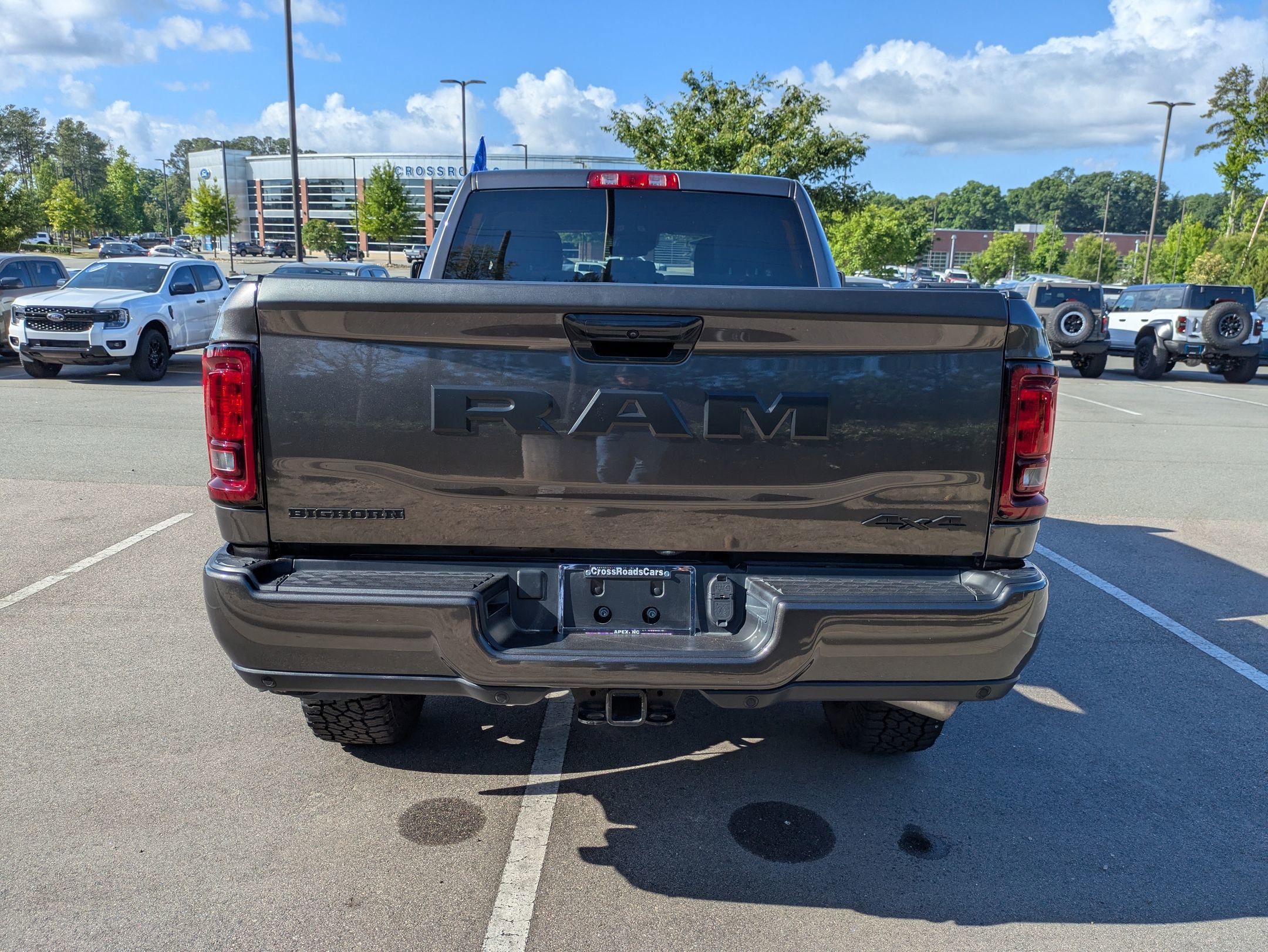 Used 2025 RAM 2500 Big Horn AWD/4WD image 4