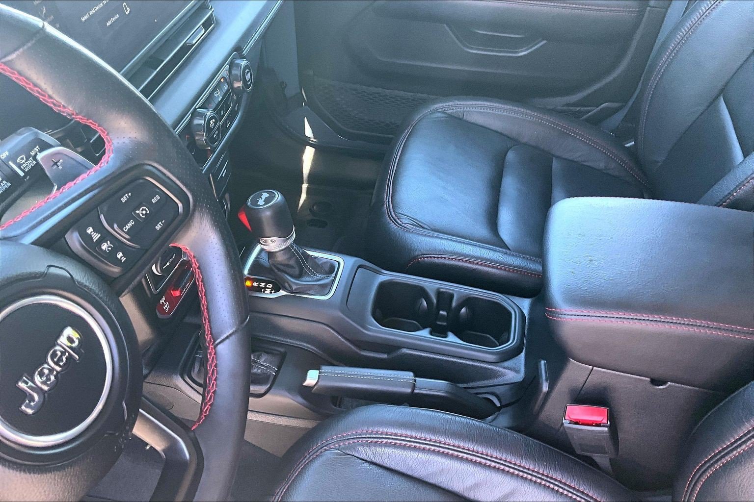 Used 2024 Jeep Wrangler Unlimited Rubicon 392 AWD/4WD image 15