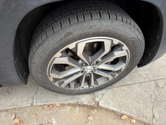 Used 2019 GMC Terrain SLT w/ Preferred Package image 14