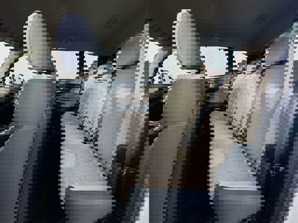 Used 2021 Hyundai Santa Fe SEL w/ Convenience Package image 17