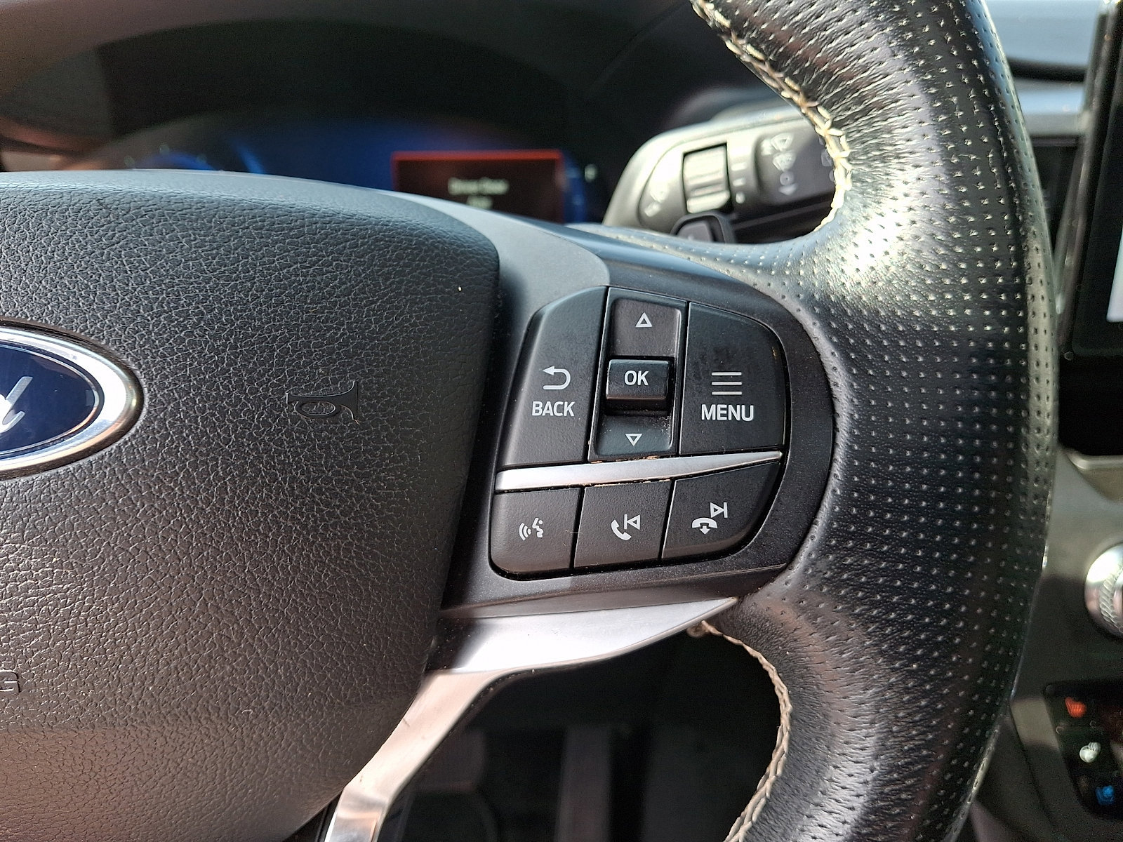 Certified 2020 Ford Explorer ST AWD/4WD image 25