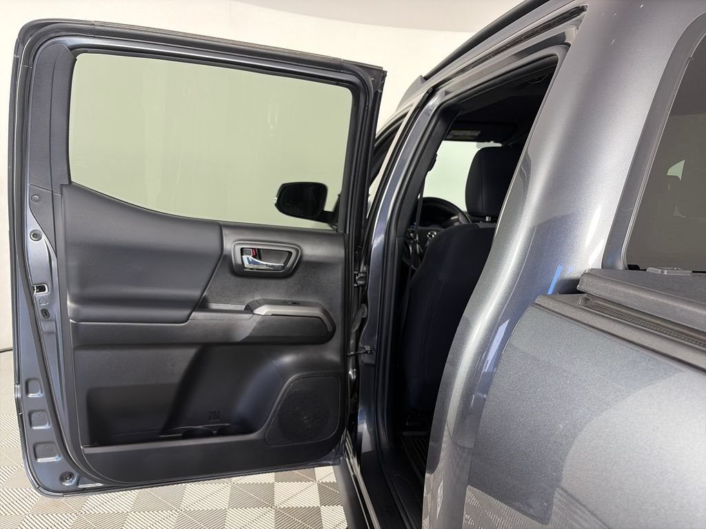 Used 2023 Toyota Tacoma TRD Sport w/ Advanced Technology Package AWD/4WD image 12