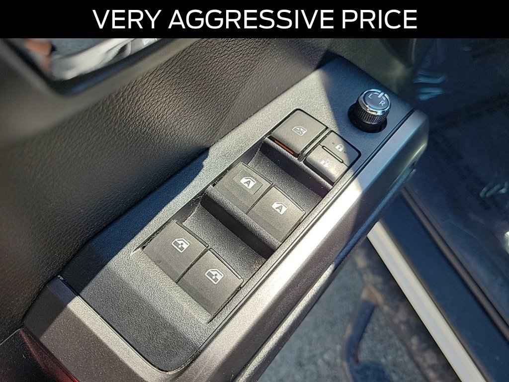 Used 2017 Toyota Tacoma TRD Sport w/ Tow Package (A/T) AWD/4WD image 21