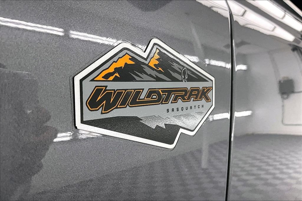 Certified 2023 Ford Bronco Wildtrak AWD/4WD image 8