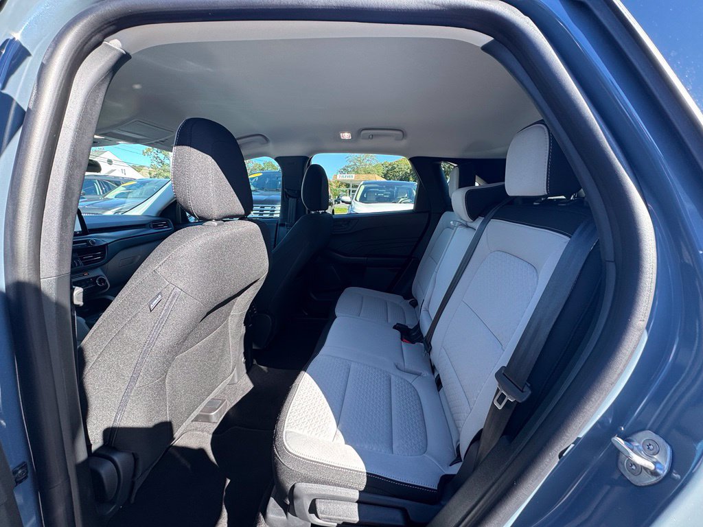 Certified 2025 Ford Escape Active FWD image 10