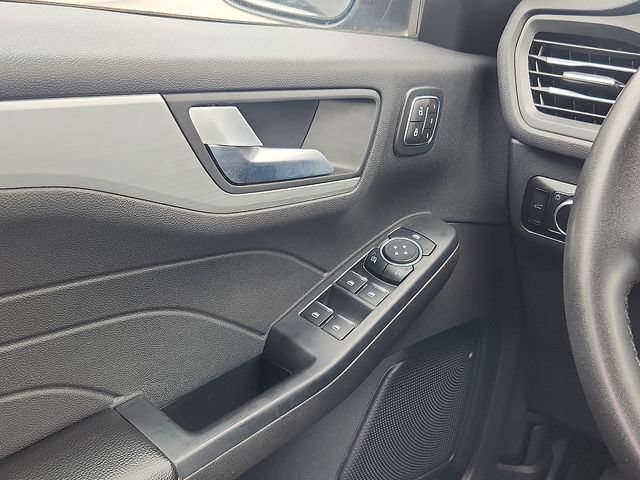 Certified 2024 Ford Escape Platinum AWD/4WD image 11