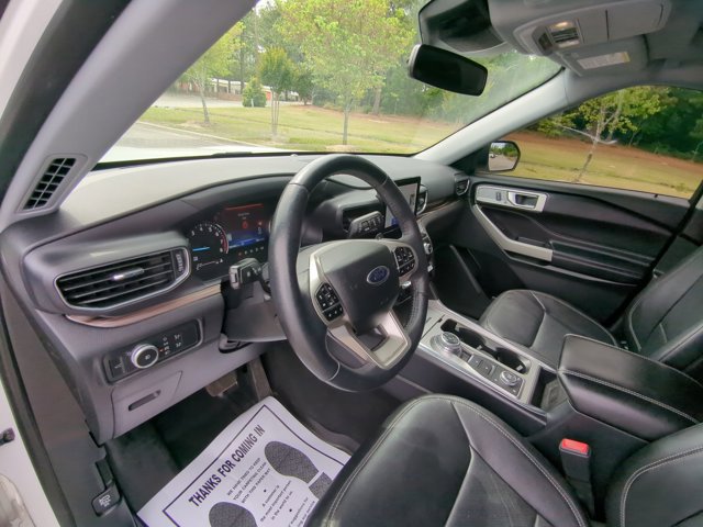 Certified 2021 Ford Explorer Limited w/ Equipment Group 301A AWD/4WD image 17