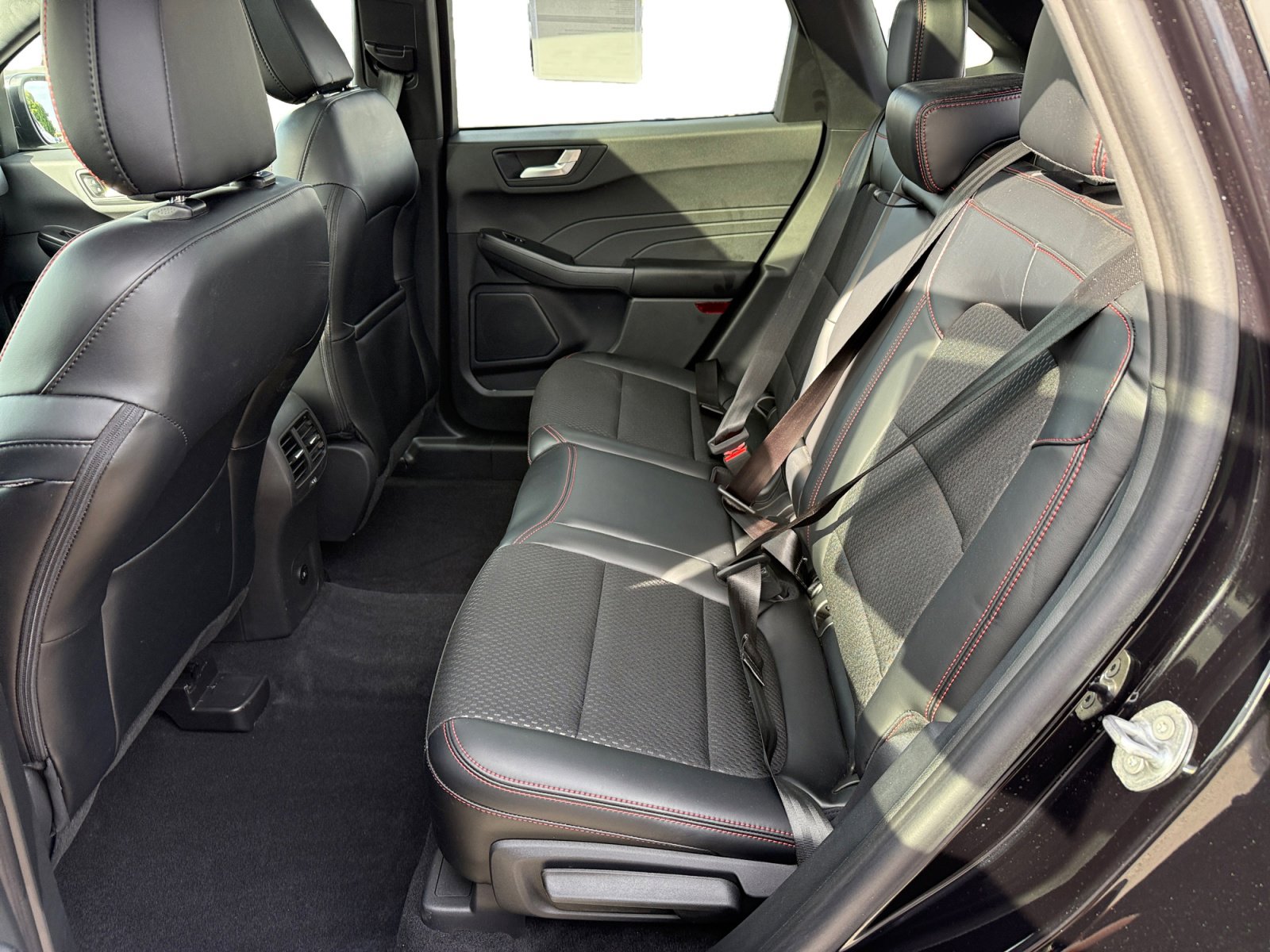 Certified 2025 Ford Escape ST-Line w/ Equipment Group 301A image 16