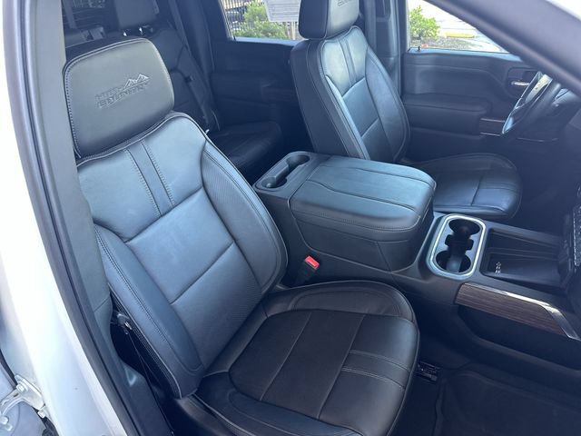 Used 2023 Chevrolet Silverado 2500 High Country w/ Z71 Off-Road Package AWD/4WD image 27