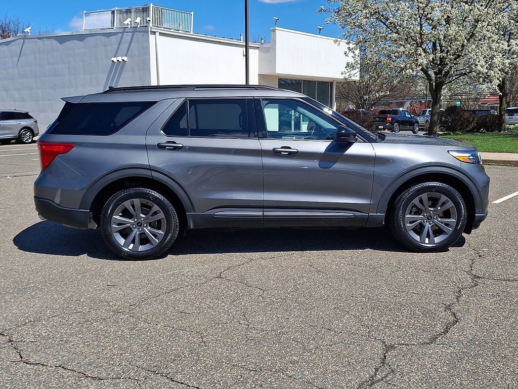 Certified 2023 Ford Explorer XLT w/ Equipment Group 202A image 10