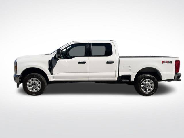 Certified 2024 Ford F250 XLT w/ FX4 Off-Road Package AWD/4WD image 4
