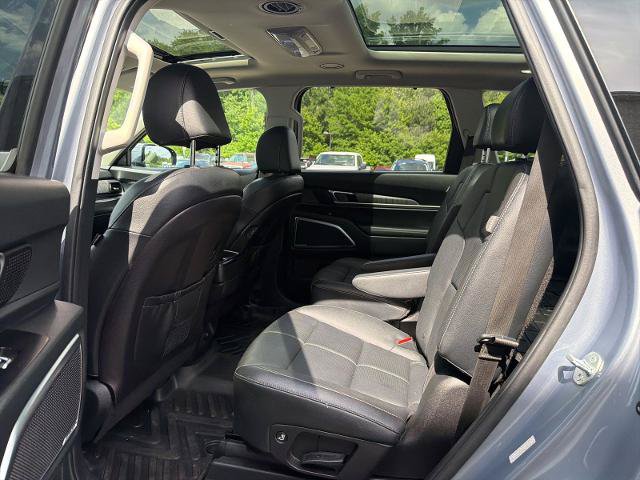 Used 2024 Kia Telluride SX FWD image 7