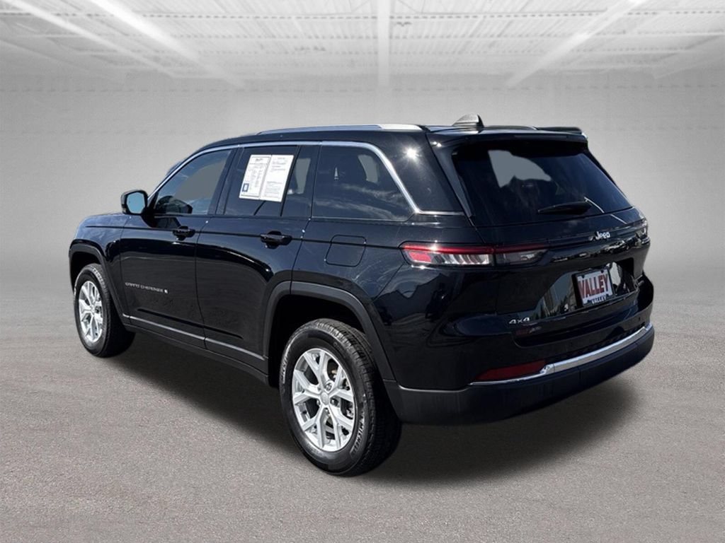 Used 2023 Jeep Grand Cherokee Limited AWD/4WD image 46