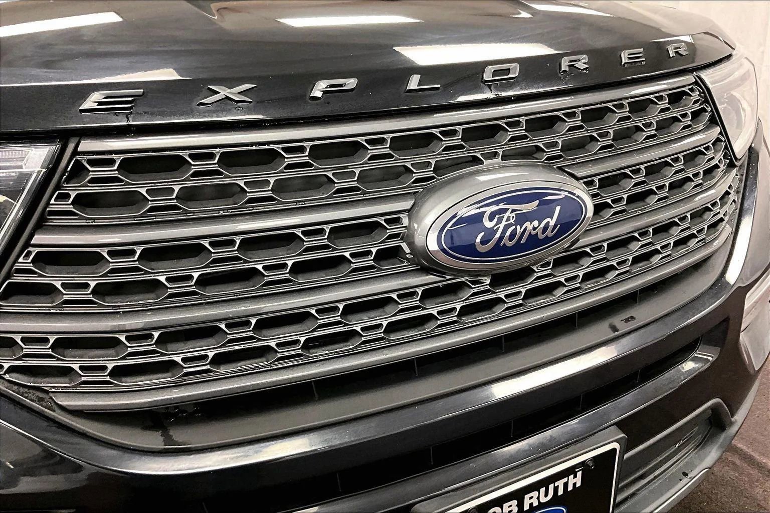 Certified 2021 Ford Explorer XLT w/ Equipment Group 202A image 30