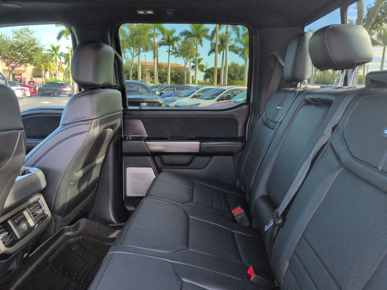 Certified 2026 Ford F450 Platinum w/ FX4 Off-Road Package AWD/4WD image 14