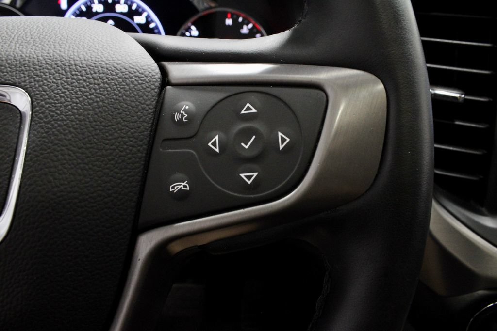 Used 2023 GMC Acadia AT4 w/ Technology Package AWD/4WD image 31