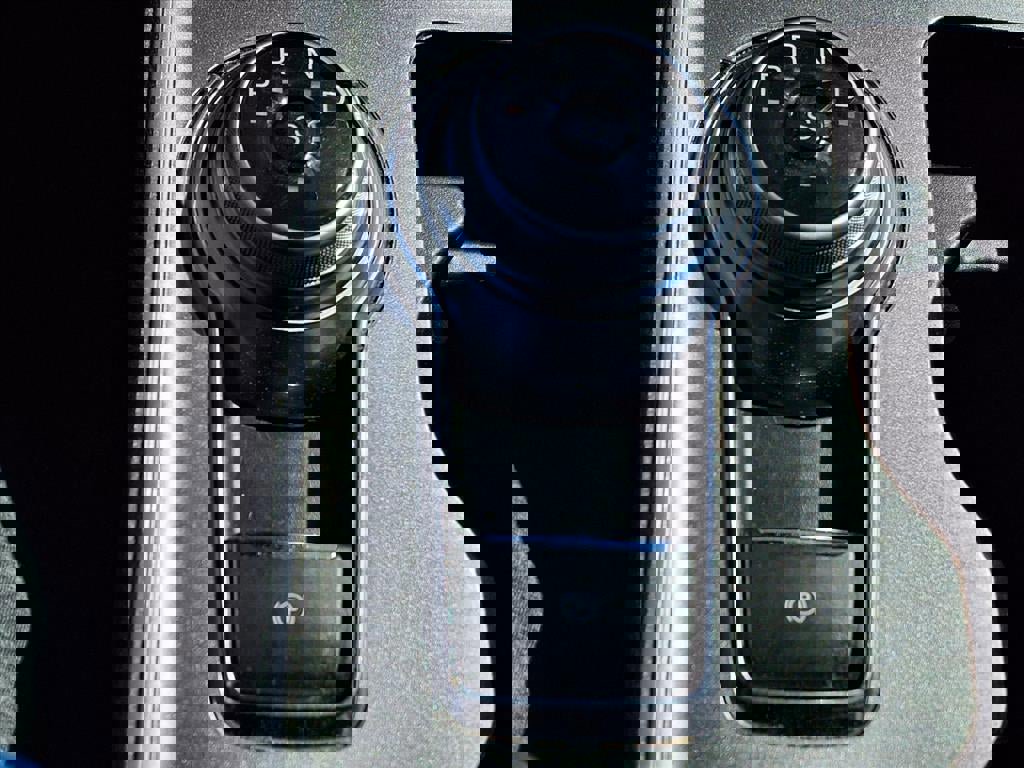 Certified 2023 Ford Edge SEL w/ Convenience Package image 21