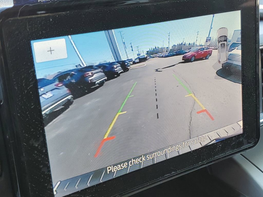 Certified 2022 Ford Explorer XLT w/ Equipment Group 202A image 22