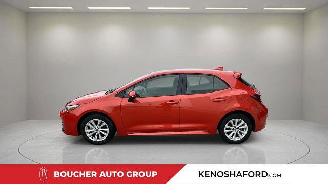 Used 2025 Toyota Corolla SE w/ SE Package FWD image 8