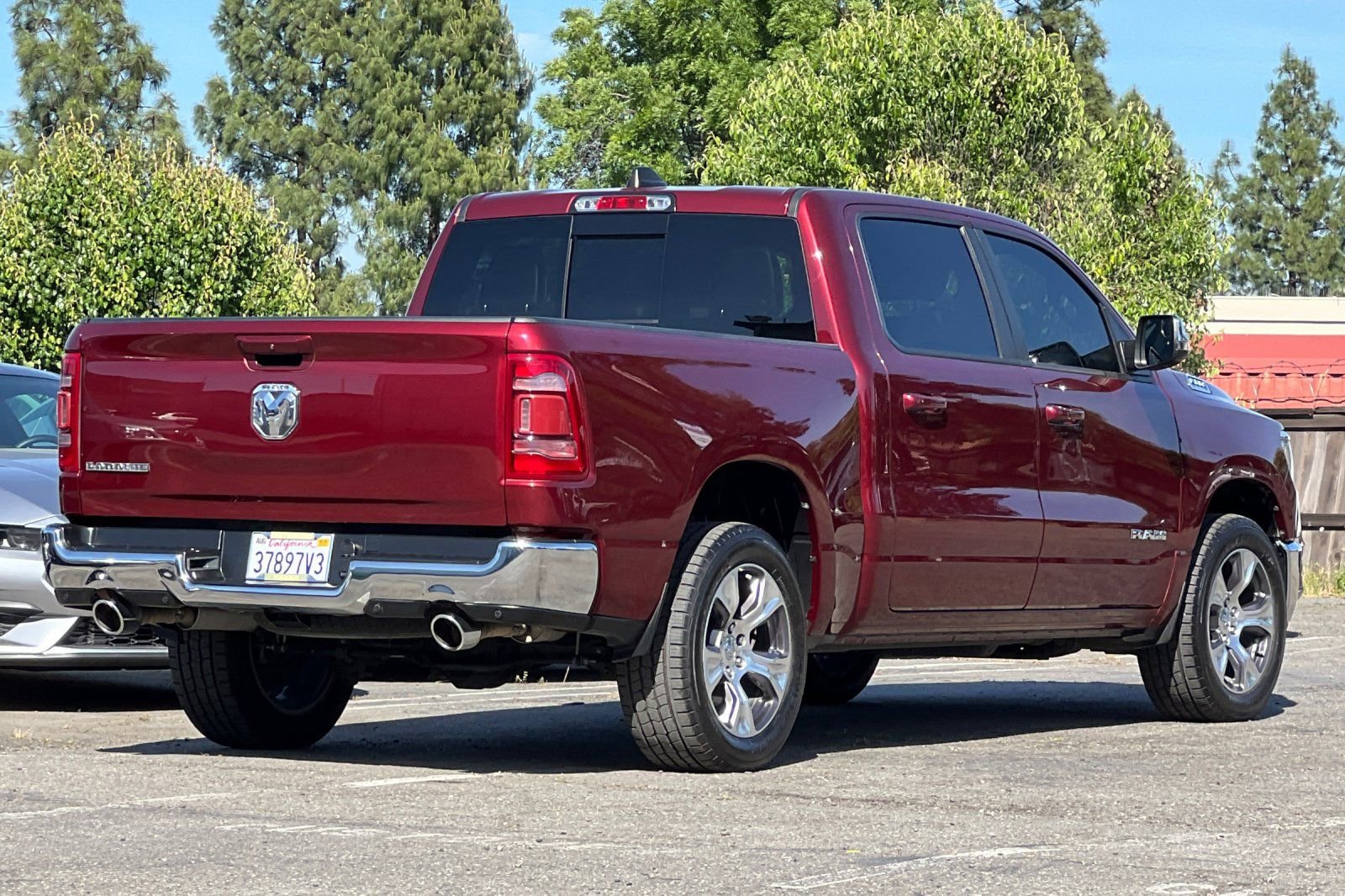Used 2023 RAM 1500 Laramie RWD image 4
