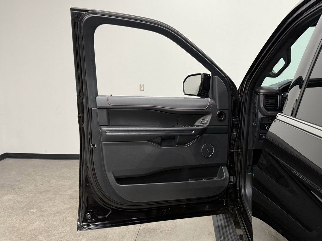 Certified 2023 Ford Expedition Limited image 9