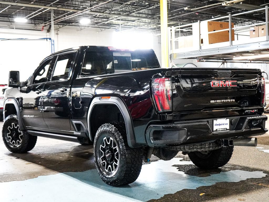Used 2025 GMC Sierra 2500 AT4X AWD/4WD image 4