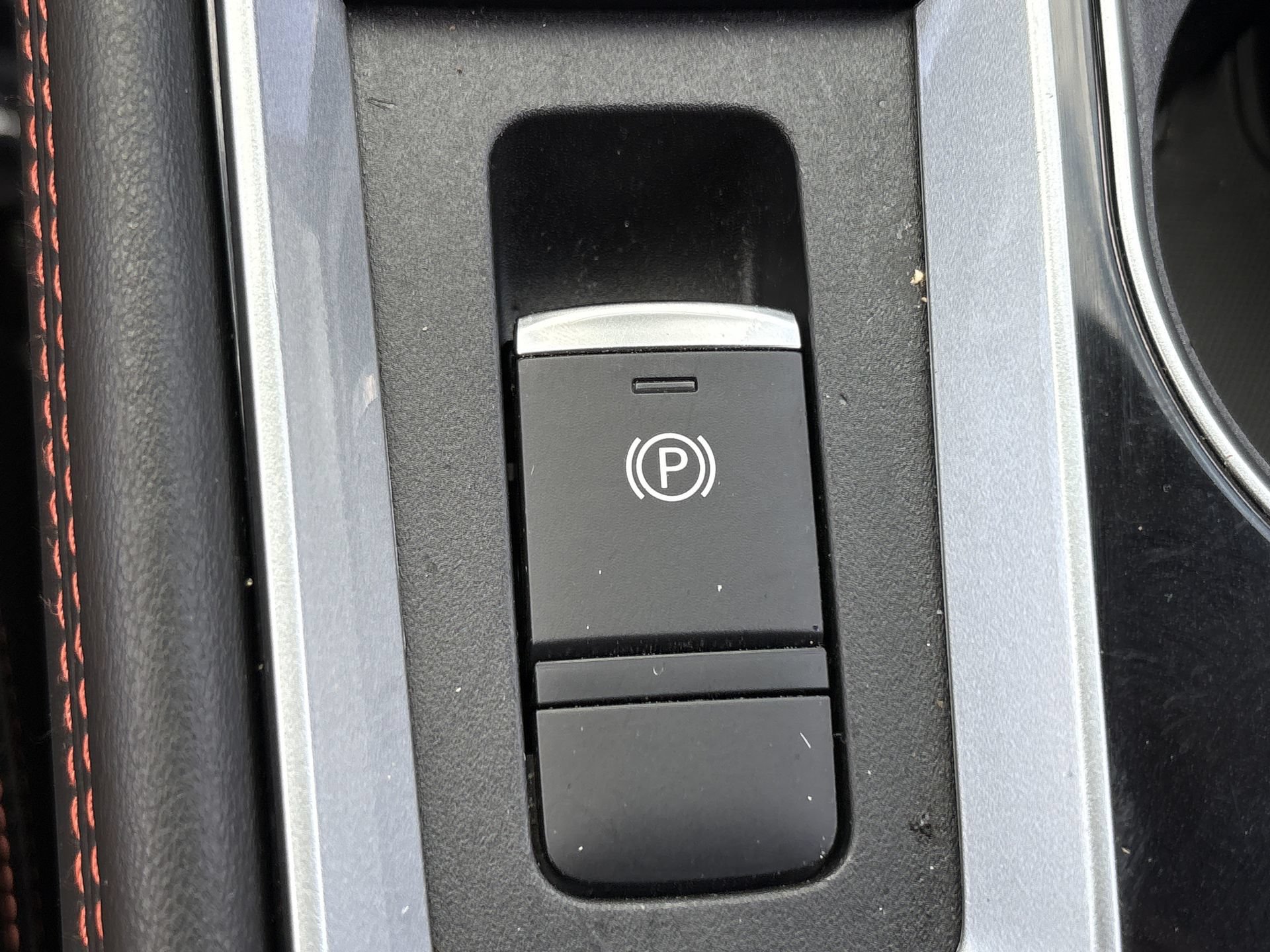 Used 2025 Nissan Altima 2.5 SR AWD/4WD image 9