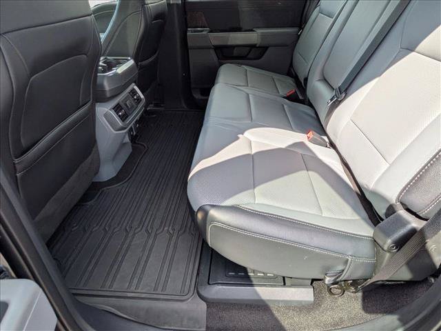 Certified 2022 Ford F150 Lariat w/ Trailer Tow Package AWD/4WD image 17