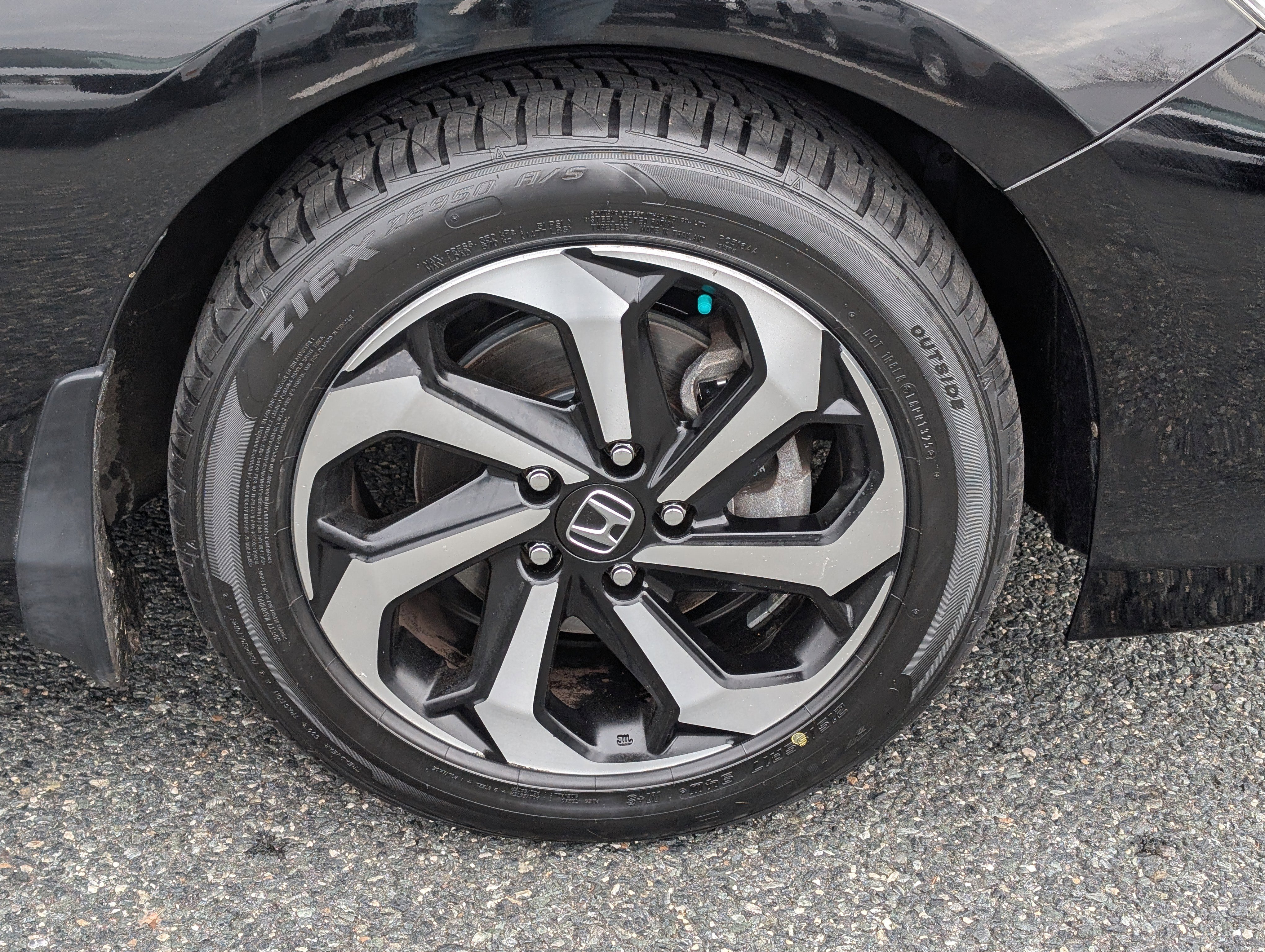 Used 2017 Honda Accord EX-L image 9