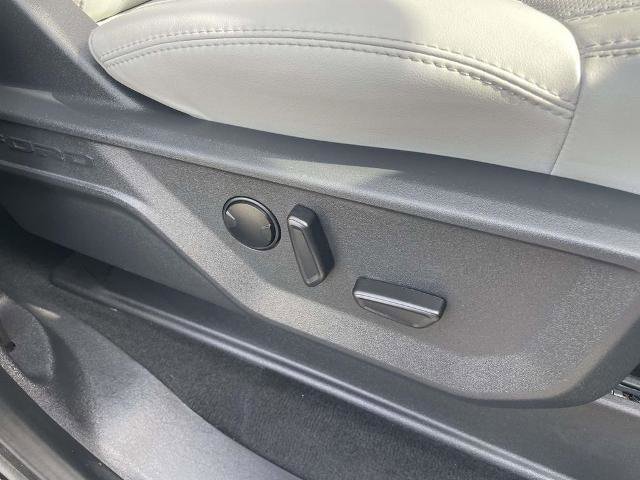 Certified 2025 Ford Expedition Platinum image 34