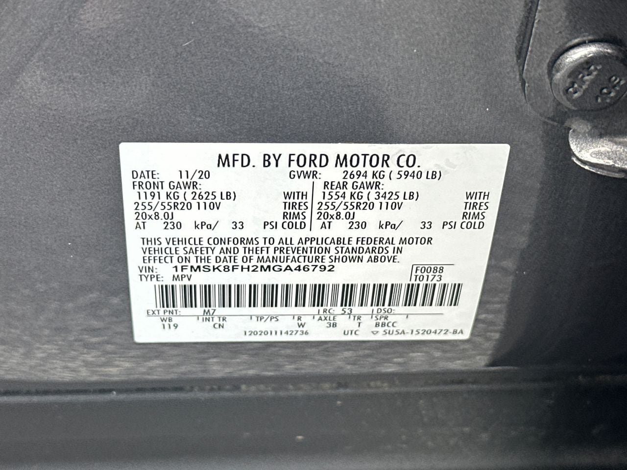 Certified 2021 Ford Explorer Limited w/ Equipment Group 301A AWD/4WD image 36