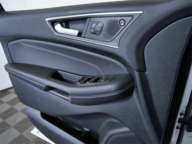 Certified 2024 Ford Edge Titanium w/ Equipment Group 301A image 23