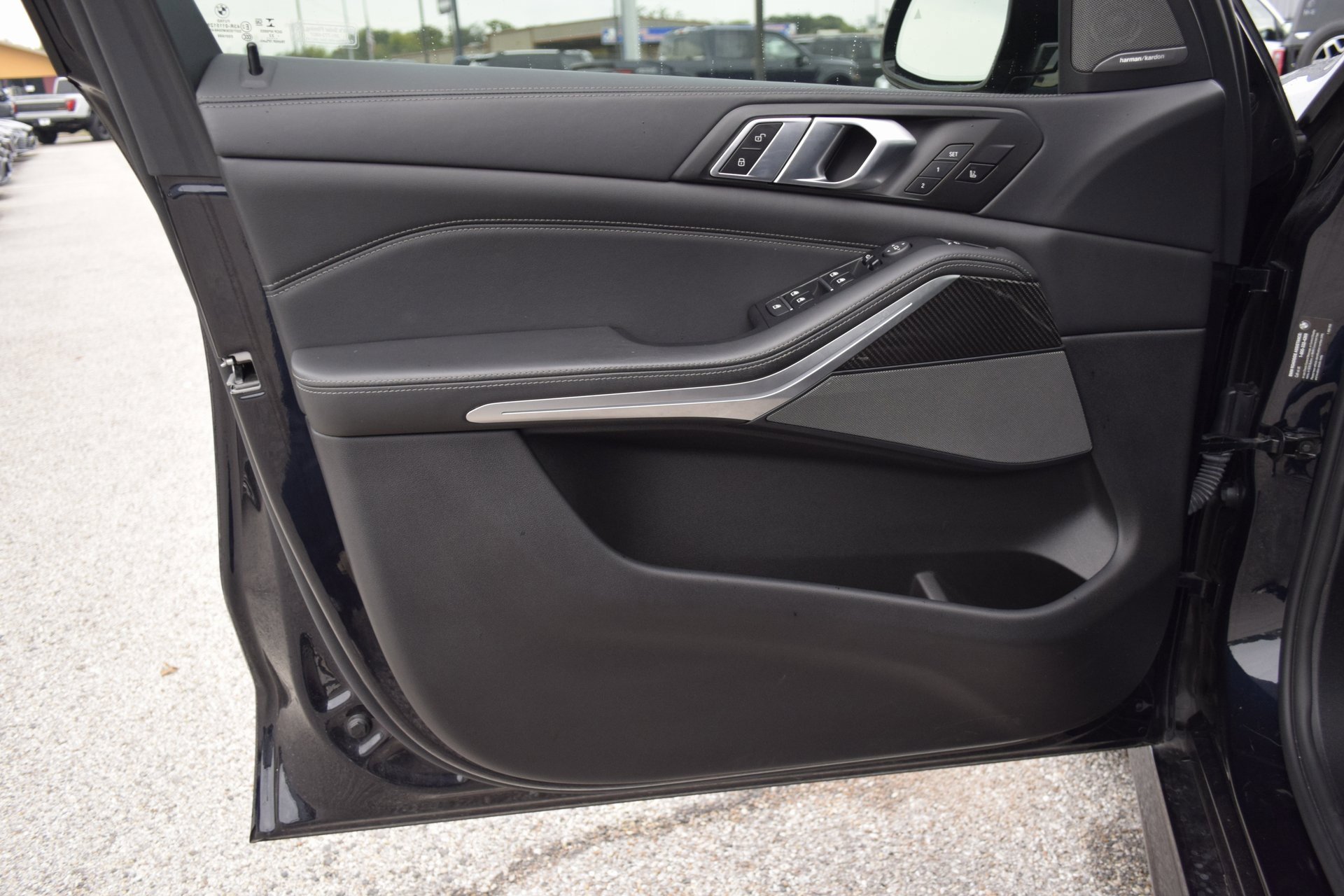 Used 2022 BMW X5 M50i w/ Executive Package image 20