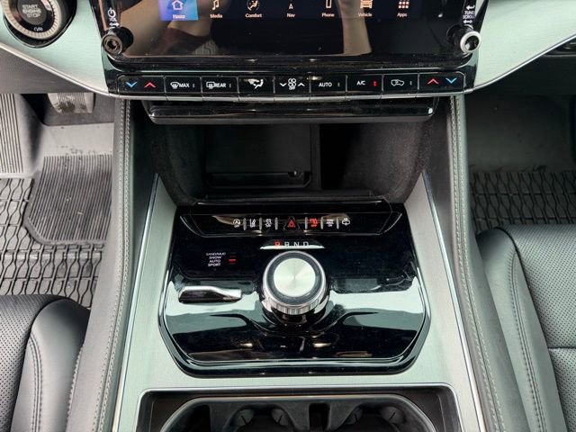 Used 2023 Jeep Wagoneer Series II image 19