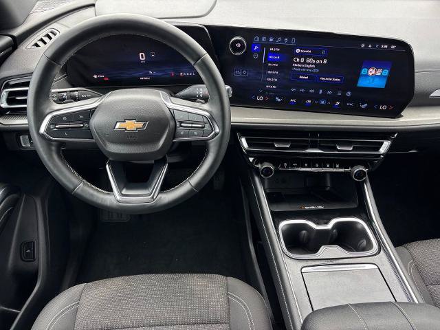 Used 2024 Chevrolet Traverse LT FWD image 18