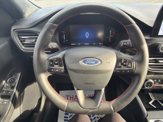 Certified 2025 Ford Escape ST-Line Select AWD/4WD image 22
