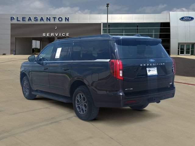 Certified 2025 Ford Expedition Max Active RWD image 3