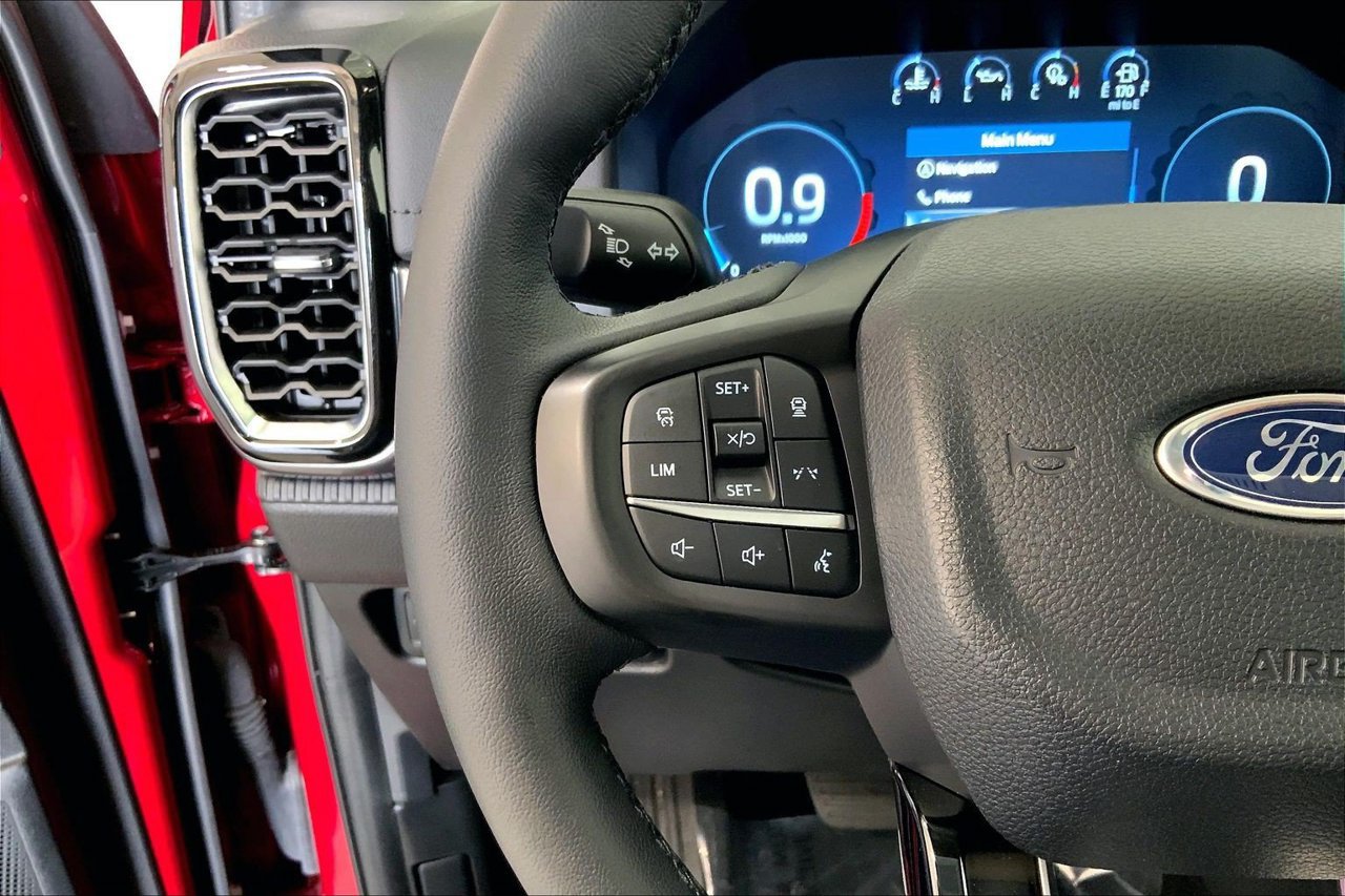 Certified 2025 Ford Ranger Lariat w/ FX4 Off-Road Package AWD/4WD image 21