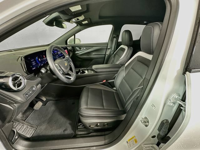 Used 2024 Chevrolet Blazer EV LT AWD/4WD image 27