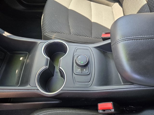 Used 2024 GMC Terrain SLE AWD/4WD image 23