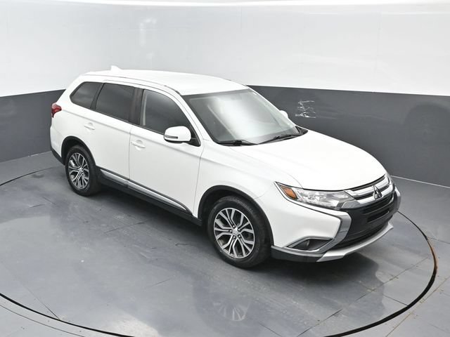 Used 2018 Mitsubishi Outlander SE AWD/4WD image 21