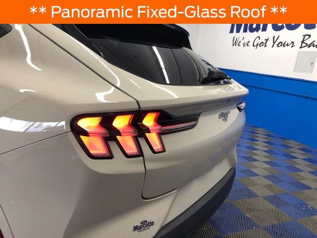 Certified 2025 Ford Mustang Mach-E Premium image 9